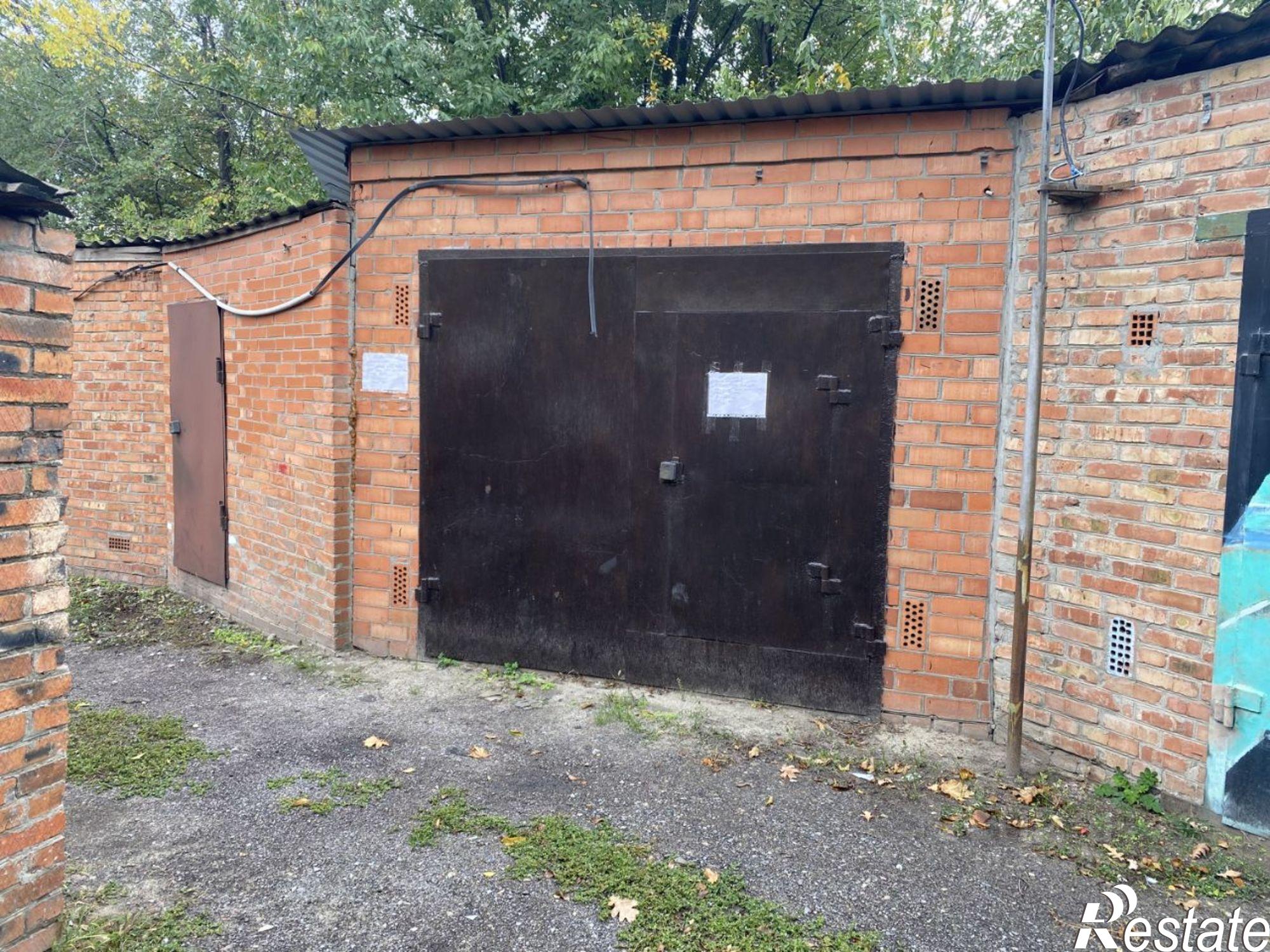 Купить гараж, место в паркинге за 950 022 рублей на Привокзальная улица, 4В