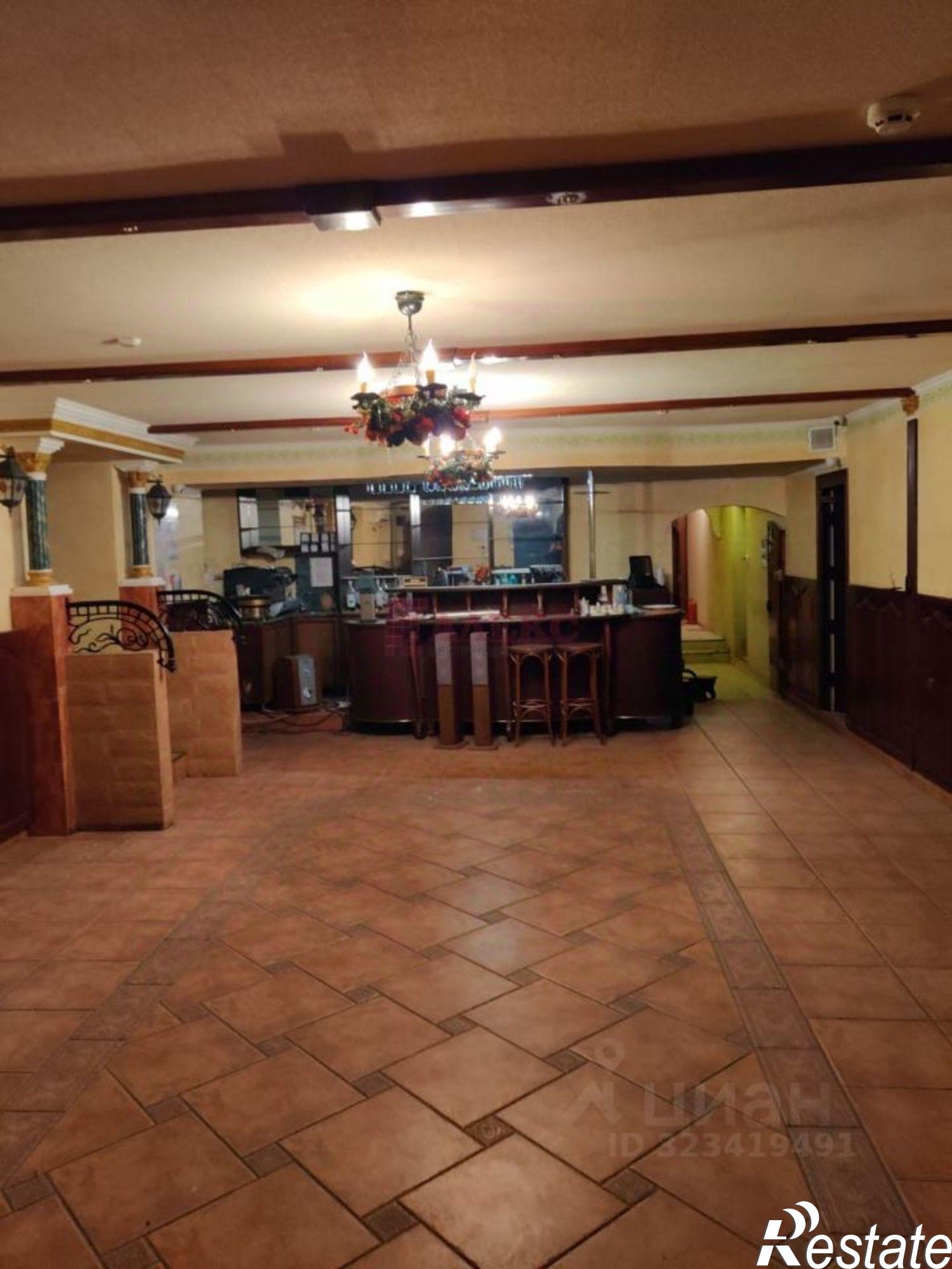 Купить помещение свободного назначения за 15 500 100 рублей на Петровский б-р, 19