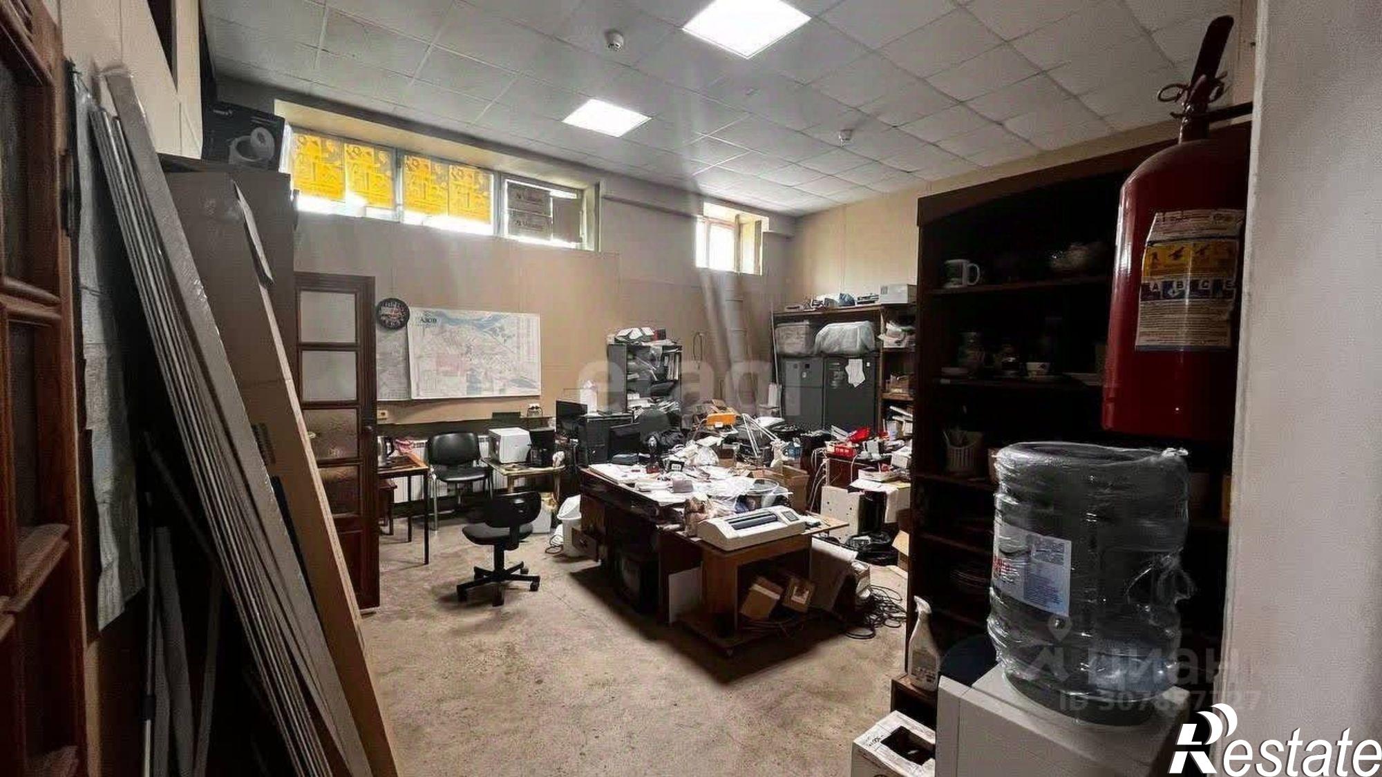 Купить торговое помещение за 15 500 200 рублей на Севастопольская улица, 27