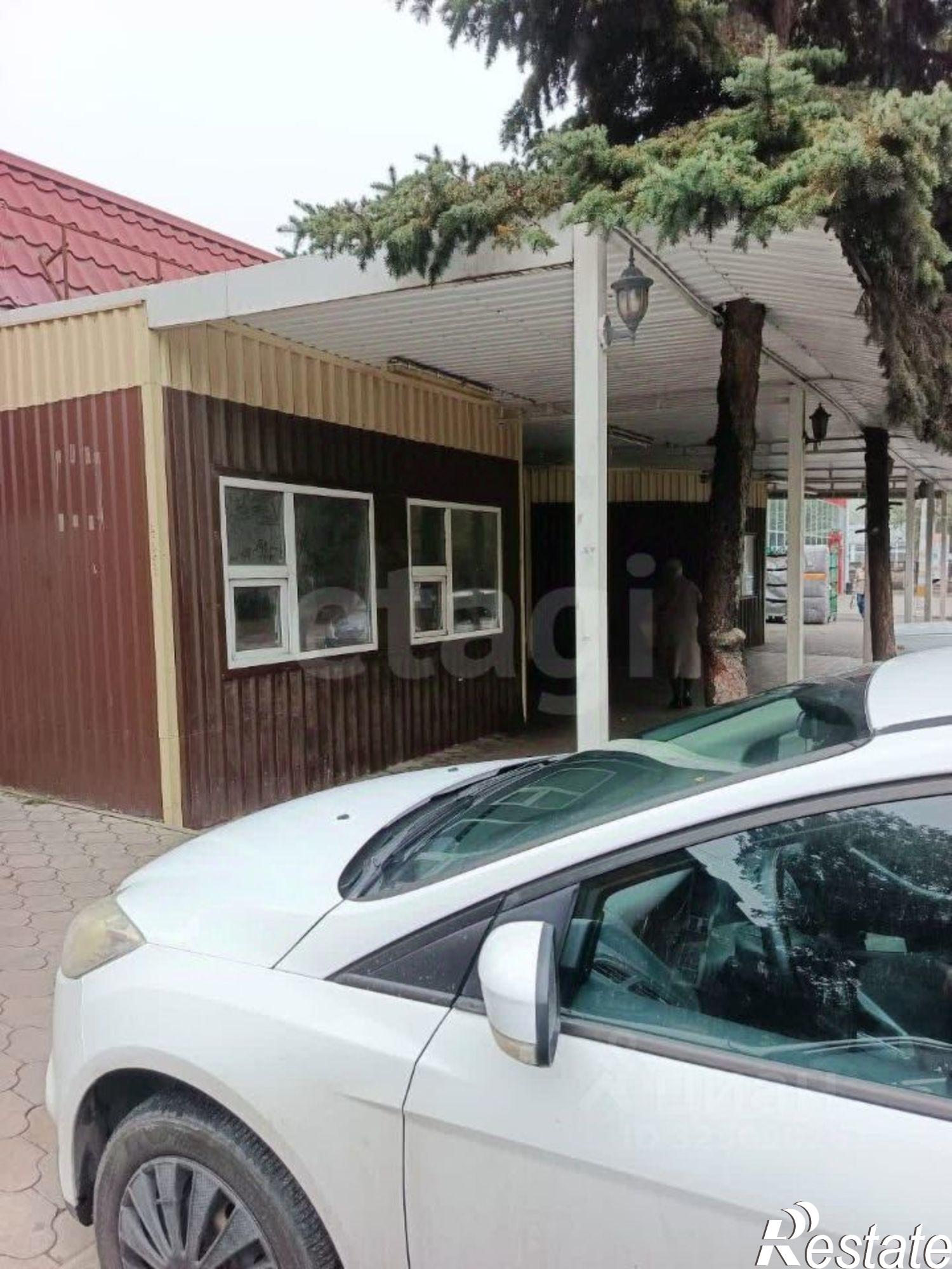 Купить торговое помещение за 56 000 000 рублей на ул Привокзальная, 6