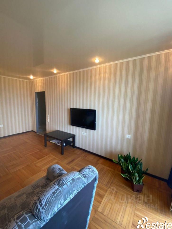 2-комн квартира Севастопольская улица, 27,  д. 27