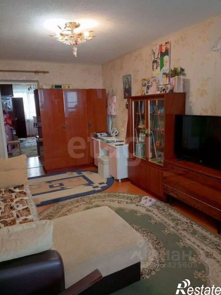 3-комн квартира ул Красногоровская, 33,  д. 33