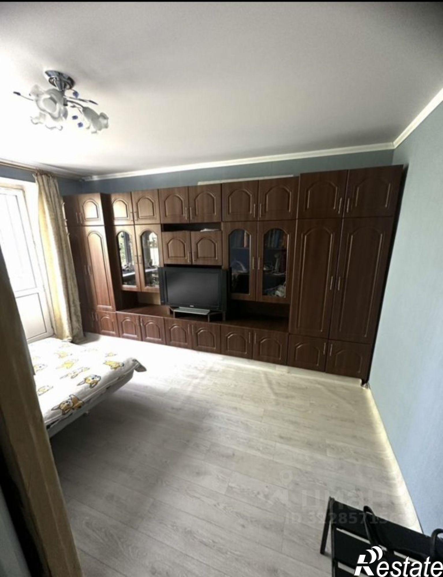 Сдать квартиру за 15 000 рублей на Западный пер, 4