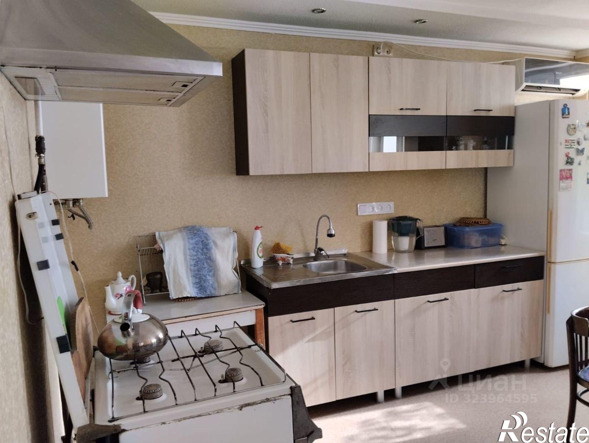 Купить дачу, дом, коттедж за 12 500 000 рублей на переулок Полины Мазепы, 48