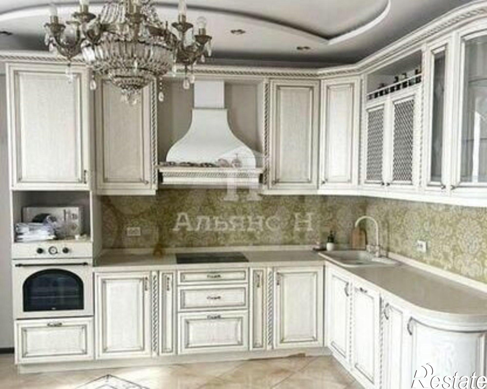 Купить квартиру за 14 000 000 рублей на Московская улица, 86