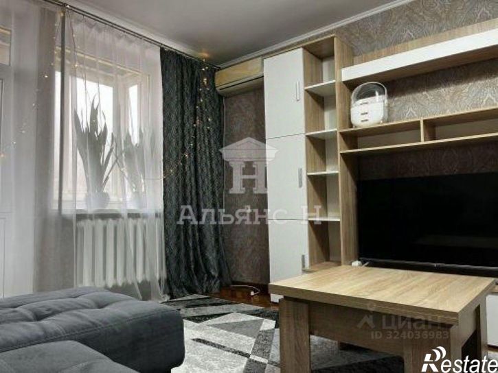 2-комн квартира улица Пирогова, 8,  д. 8