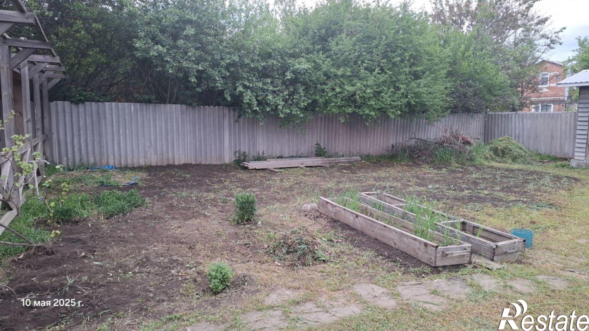 Купить дачу, дом, коттедж за 2 100 000 рублей на Азовский район