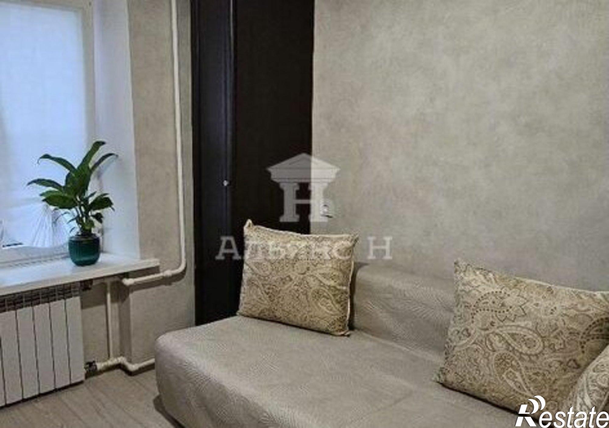 Купить квартиру за 1 800 000 рублей на пер Урицкого, 61