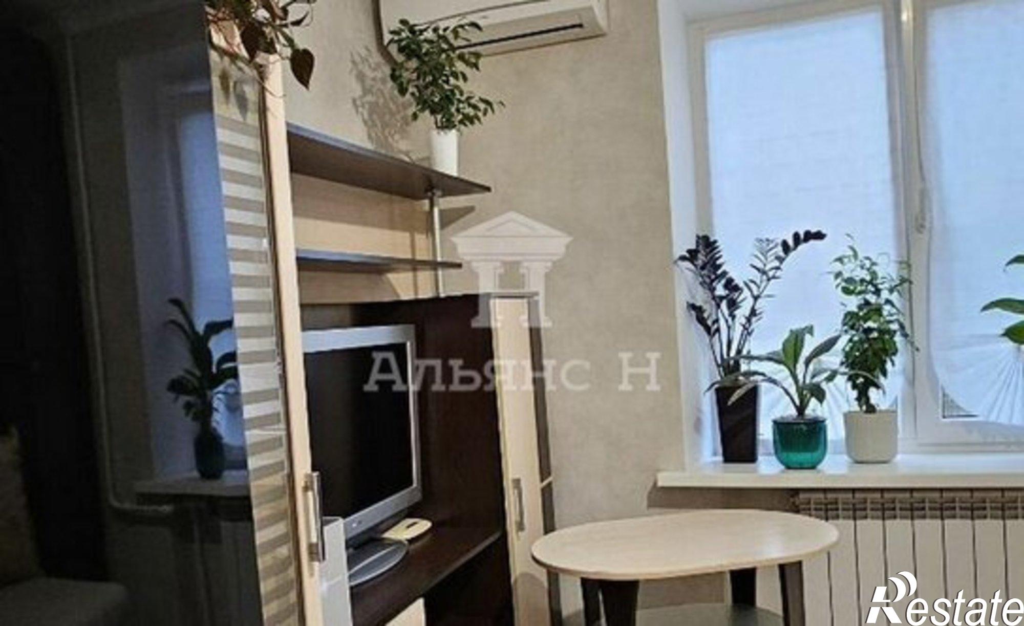 Купить квартиру за 1 800 000 рублей на пер Урицкого, 61