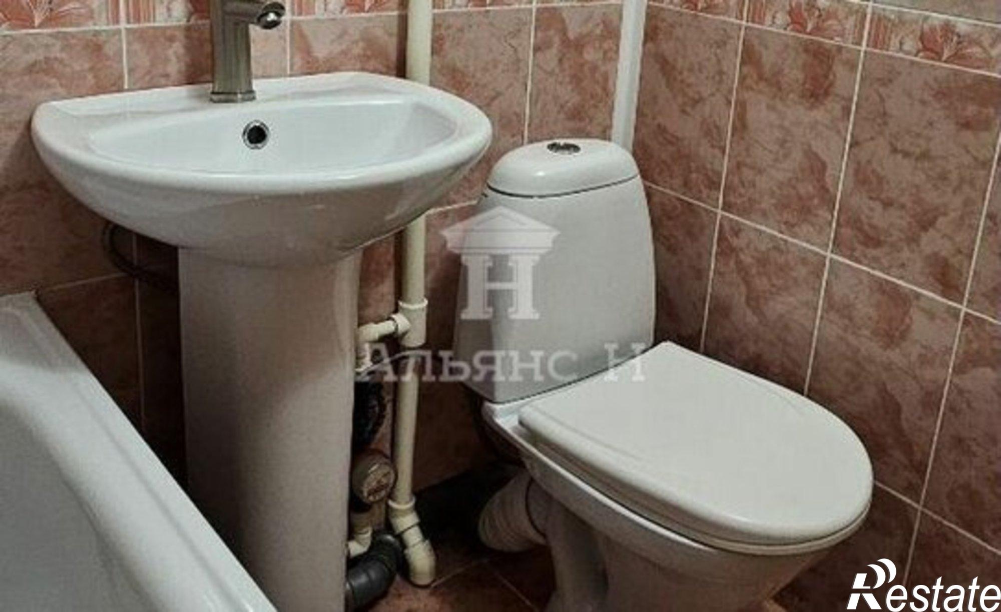 Купить квартиру за 1 800 000 рублей на пер Урицкого, 61