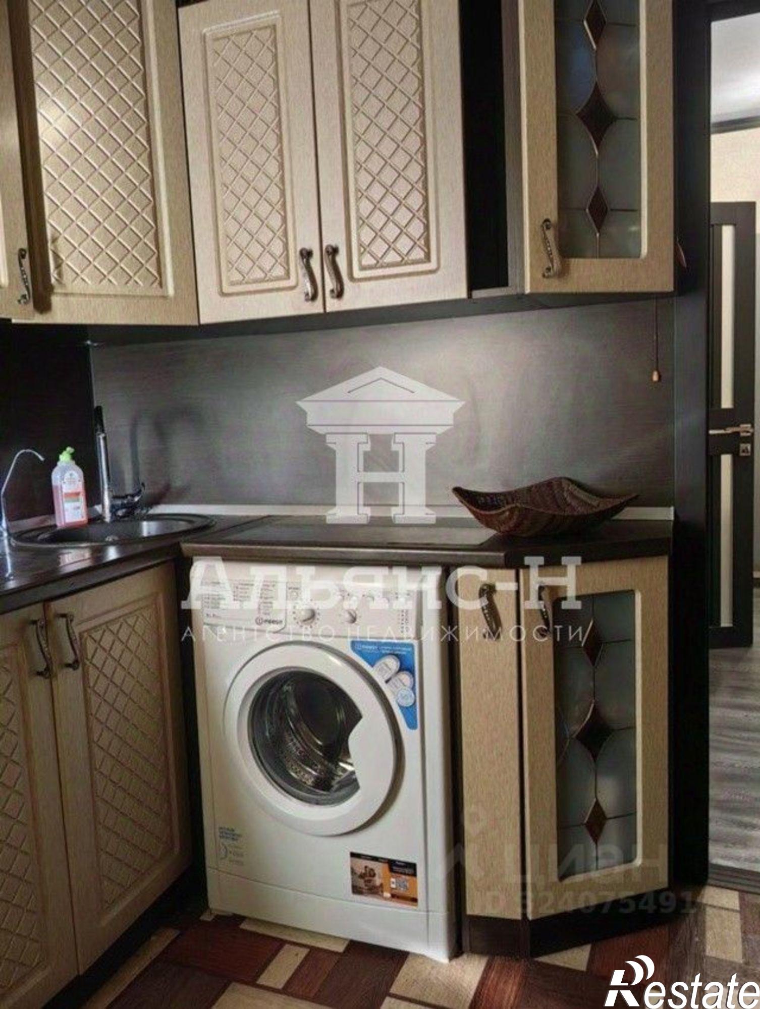 Купить квартиру за 4 400 000 рублей на Коллонтаевский пер, 108