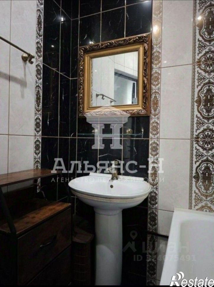 2-комн квартира Коллонтаевский пер, 108,  д. 108