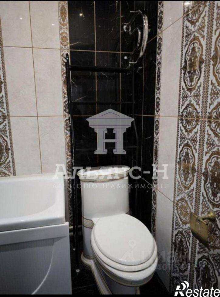 2-комн квартира Коллонтаевский пер, 108,  д. 108