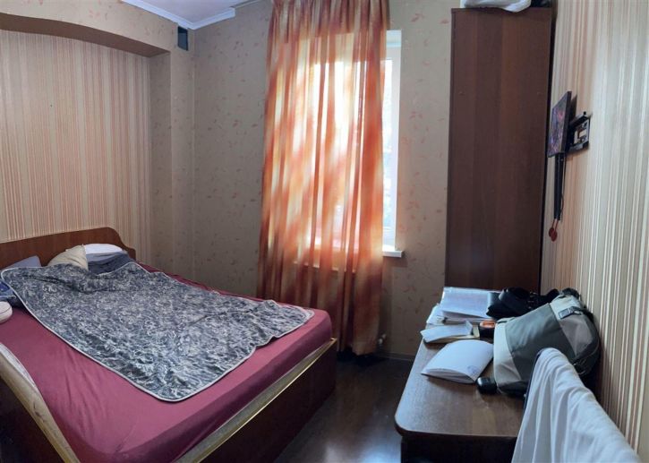 3-комн квартира спуск А.Невского, д. 14