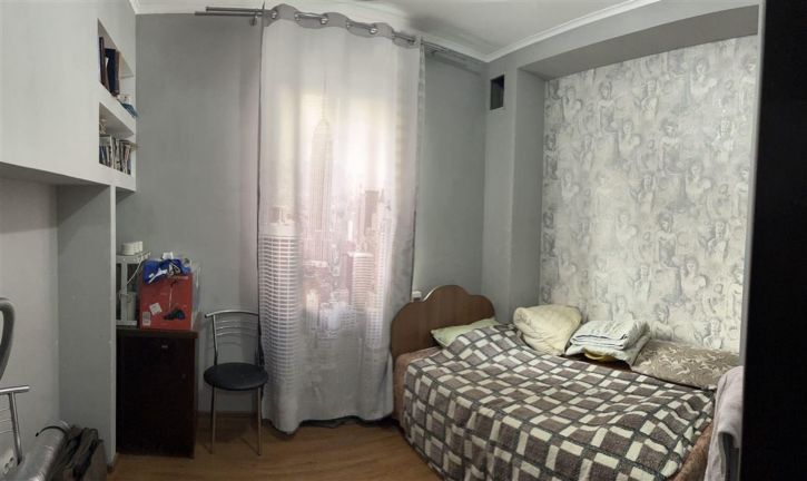 3-комн квартира спуск А.Невского, д. 14