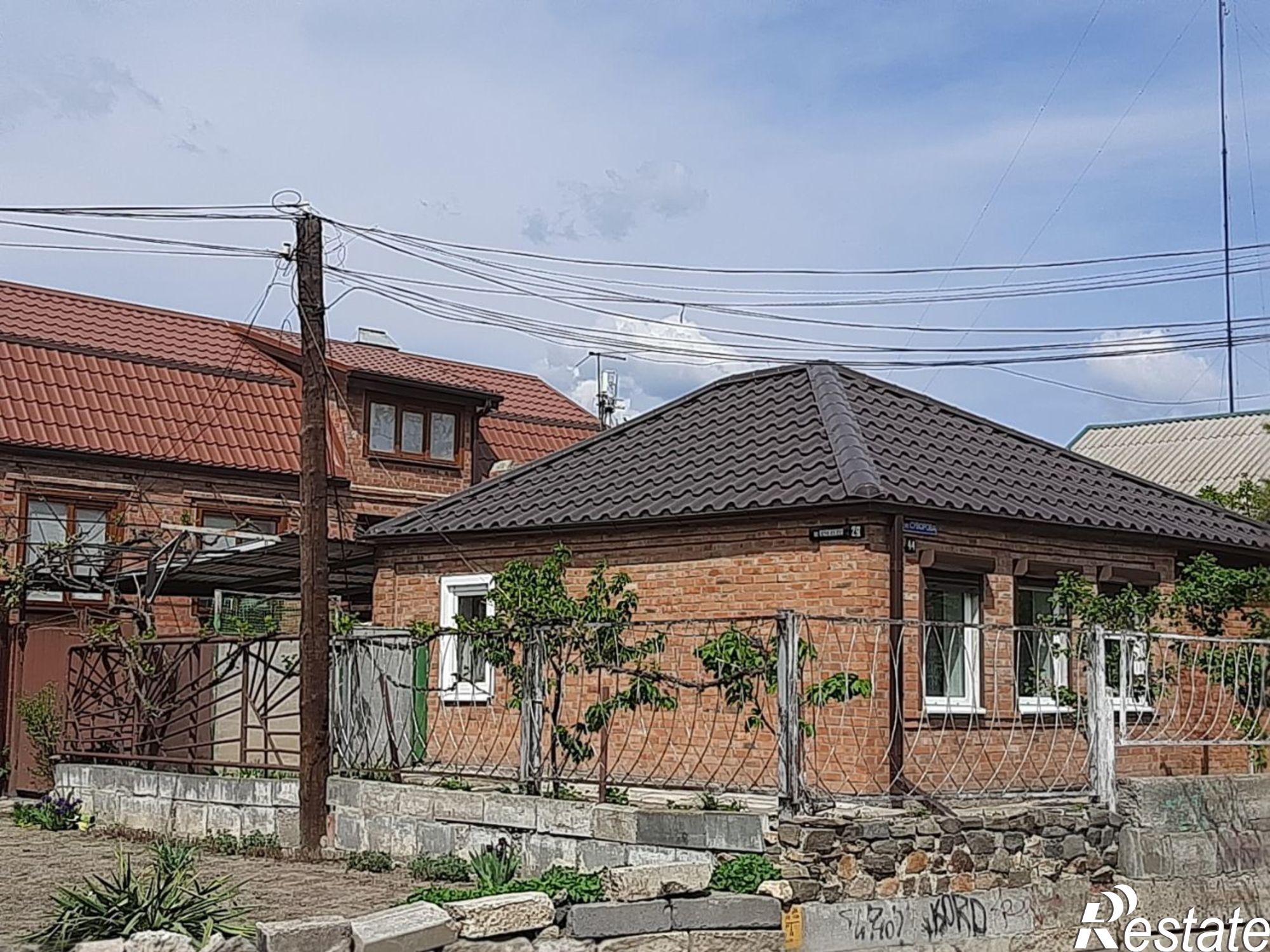 Купить дачу, дом, коттедж за 11 800 000 рублей на улица Калинина, 27