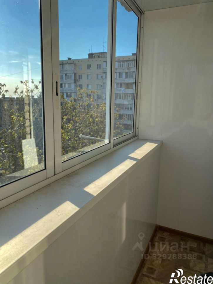 3-комн квартира улица Макаровского, 37,  д. 37