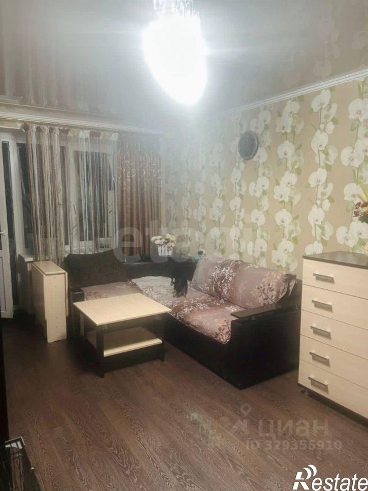 3-комн квартира Красногоровская улица, 37,  д. 37