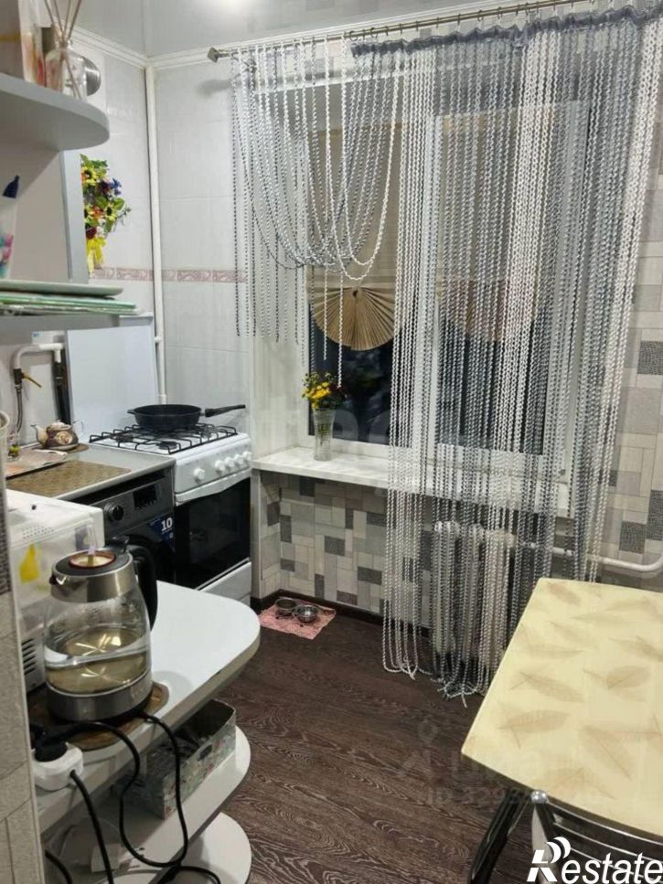 3-комн квартира Красногоровская улица, 37,  д. 37