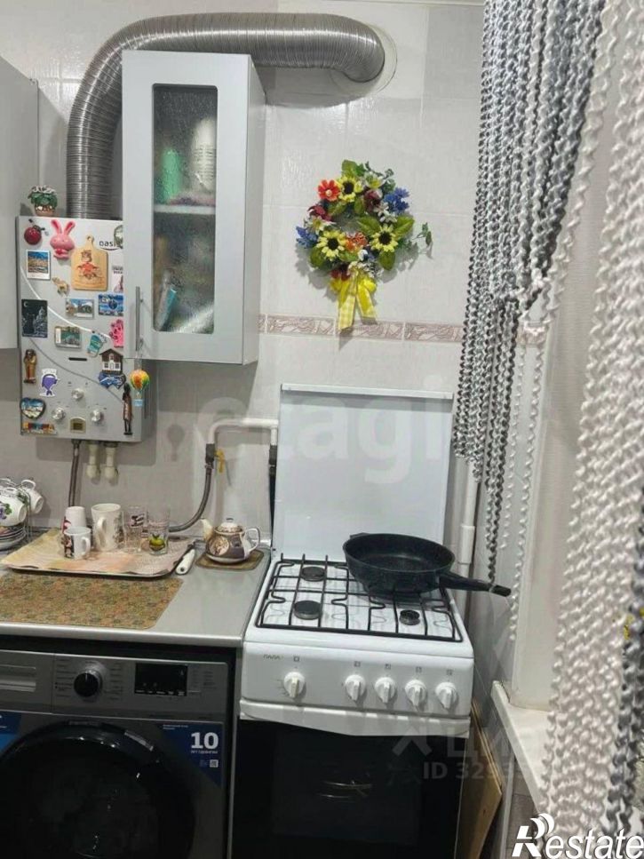 3-комн квартира Красногоровская улица, 37,  д. 37