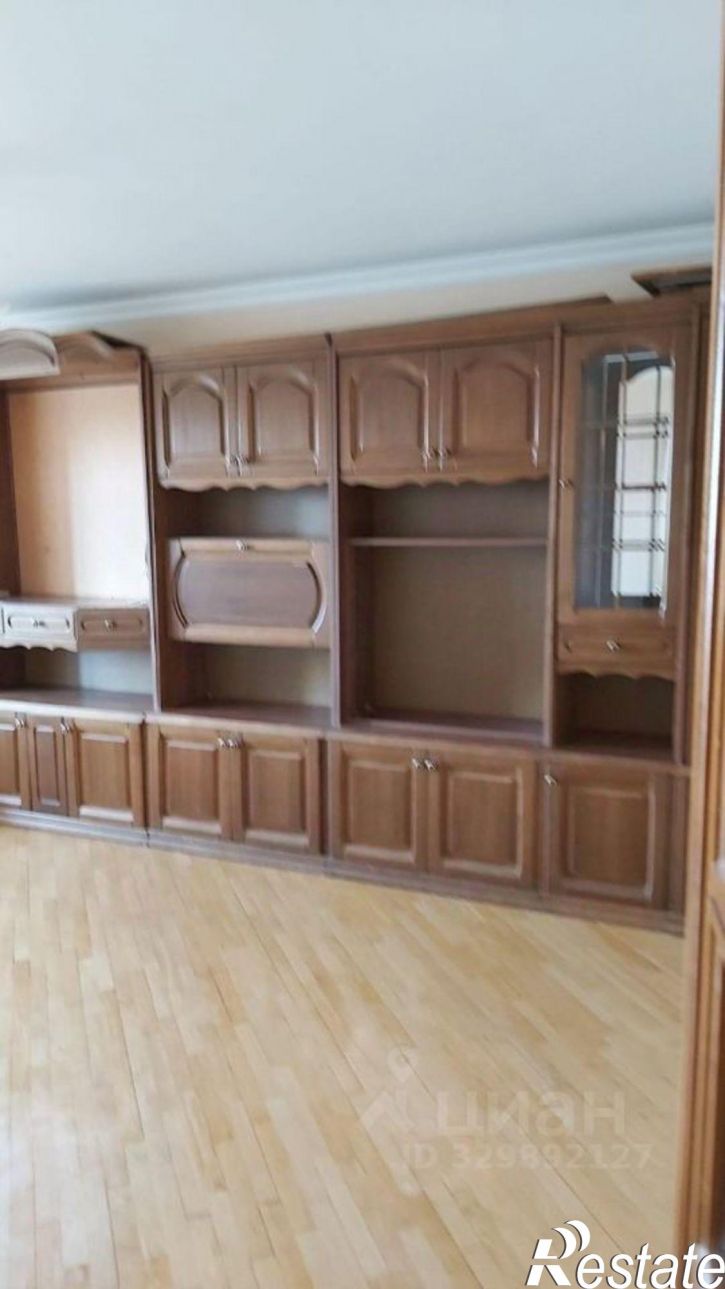 3-комн квартира улица Макаровского, 25А,  д. 25А
