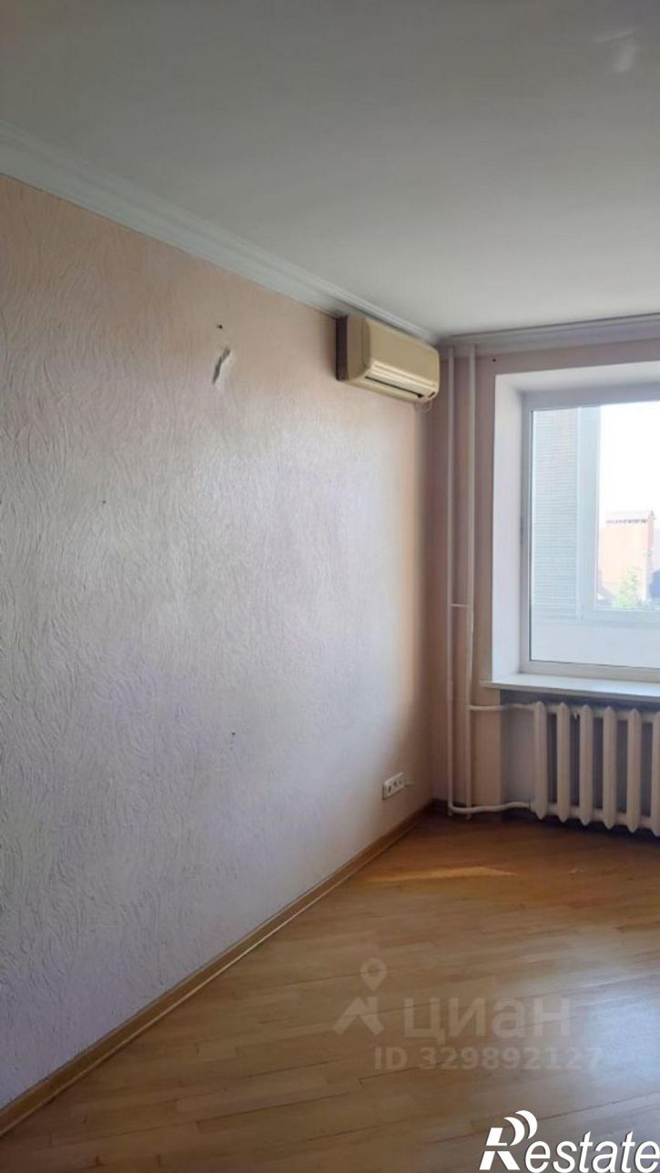 3-комн квартира улица Макаровского, 25А,  д. 25А