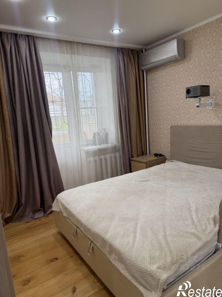 3-комн квартира улица Мира, 43А,  д. 43А
