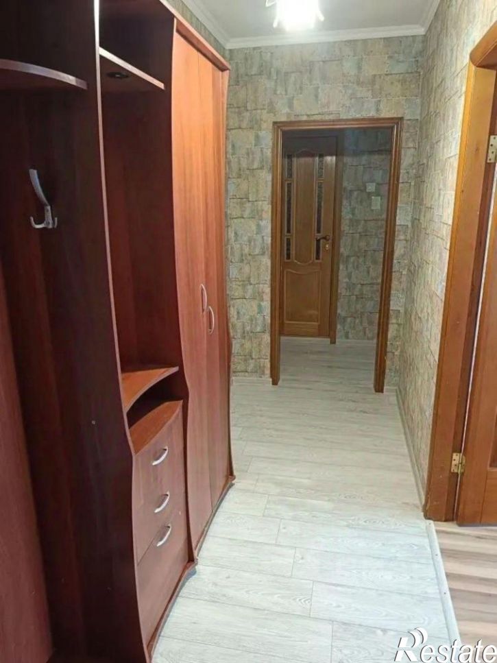 2-комн квартира ул Красногоровская, 27А,  д. 27А