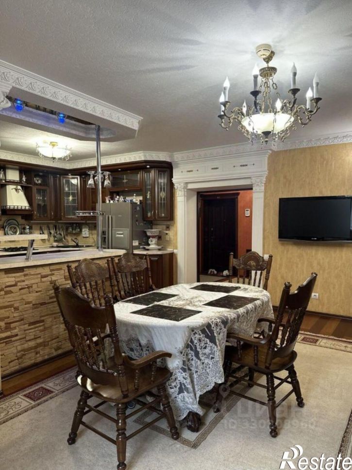 3-комн квартира Ленинградская улица, 73,  д. 73