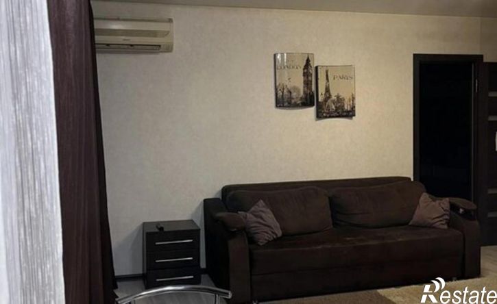 2-комн квартира Петровский б-р, 50,  д. 50