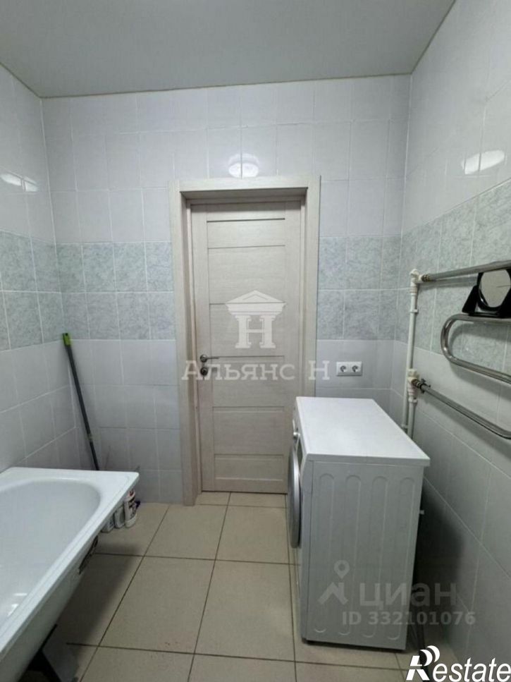 1-комн квартира б-р Роз, 22,  д. 22