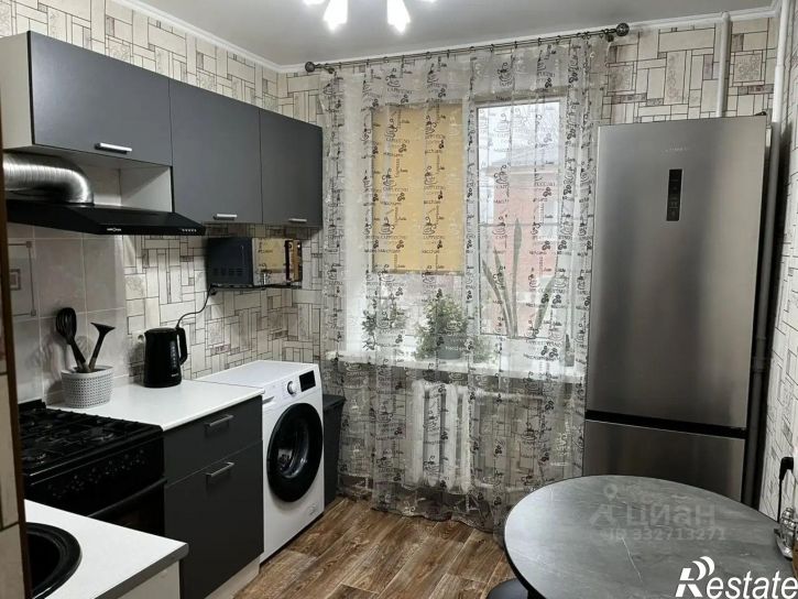 2-комн квартира ул Пирогова, 8,  д. 8
