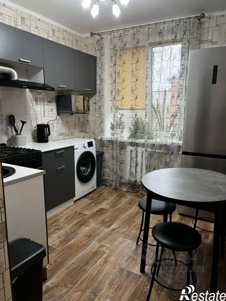2-комн квартира ул Пирогова, 8,  д. 8
