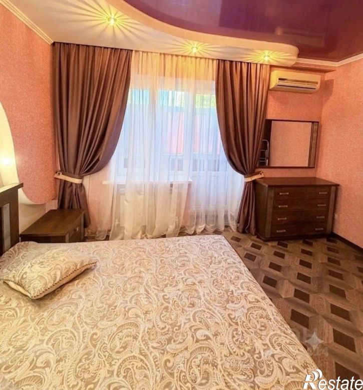 5-комн квартира пер О.Кошевого, 54,  д. 54