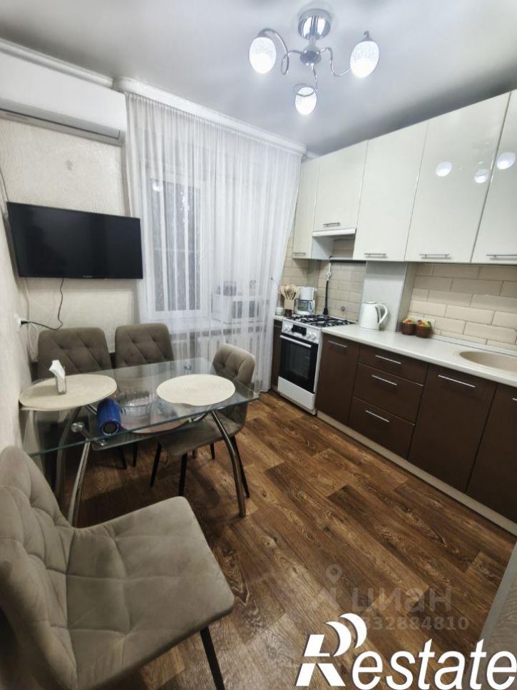 3-комн квартира Севастопольская улица, 113А,  д. 113А