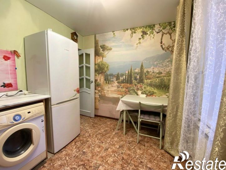 4-комн квартира улица Чехова, 25,  д. 25