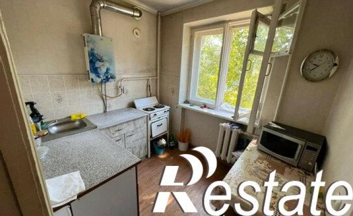 2-комн квартира улица Макаровского, 33,  д. 33