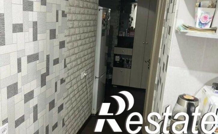 3-комн квартира Красногоровская улица, 37,  д. 37